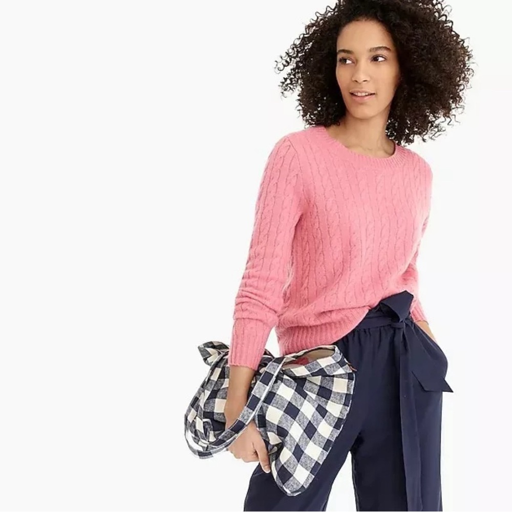 J Crew Everyday Cashmere cable knit Crew Neck pull over sweater color flamingo
